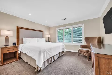 Bedroom - 883 Oak Leaf Way, Napa, CA 94558 photo 2 of 4
