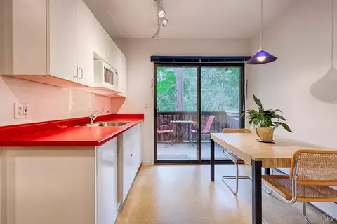Kitchen - 2 Pine Flat Rd, Cazadero, CA 95421 photo 4 of 6