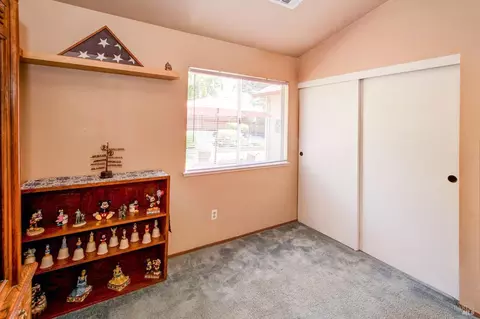 Bedroom - 427 Longridge Dr, Vallejo, CA 94591 photo 2 of 3