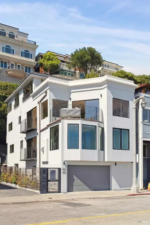 Exterior - 513-515 Bridgeway Blvd, Sausalito, CA 94965 photo 1 of 4