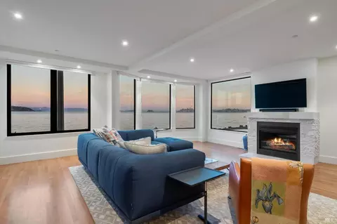 Living - 513-515 Bridgeway Blvd, Sausalito, CA 94965 photo 7 of 7
