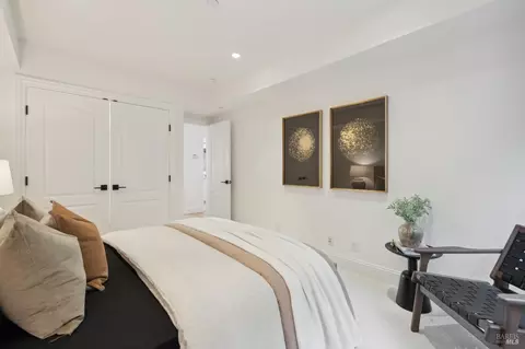 Bedroom - 513-515 Bridgeway Blvd, Sausalito, CA 94965 photo 2 of 8