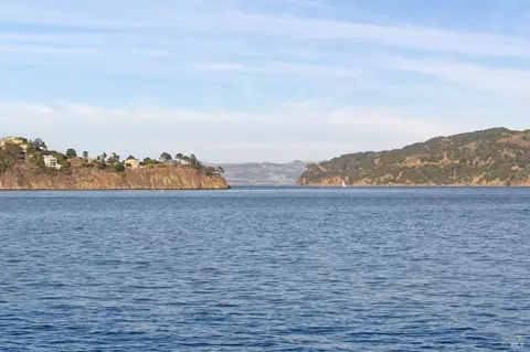 View/Area - 513-515 Bridgeway Blvd, Sausalito, CA 94965 photo 8 of 11