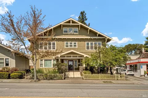 312 Washington St, Petaluma, CA 94952