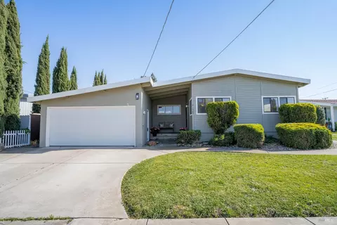 2363 Eva St, Napa, CA 94559