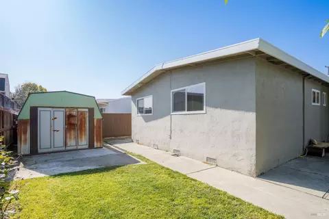 Exterior - 2363 Eva St, Napa, CA 94559 photo 6 of 12