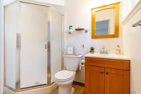 Bath - 2363 Eva St, Napa, CA 94559 photo 2 of 2