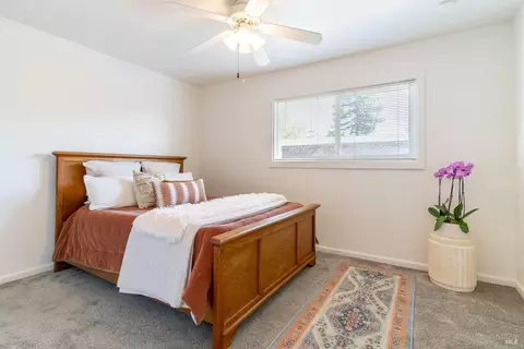 Bedroom - 2363 Eva St, Napa, CA 94559 photo 2 of 6
