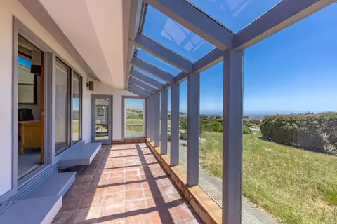 Exterior - 2025 Dubloon Ct, Bodega Bay, CA 94923 photo 7 of 11
