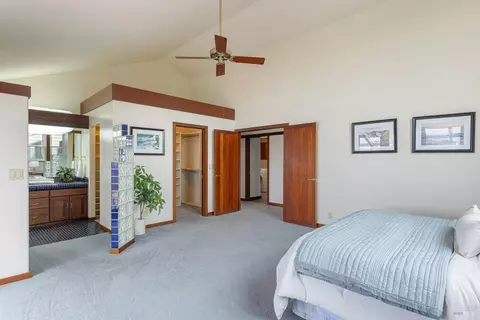 Bedroom - 2025 Dubloon Ct, Bodega Bay, CA 94923 photo 3 of 7