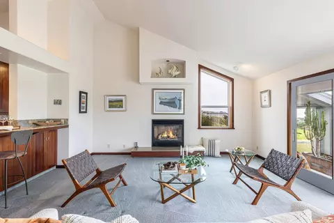 Living - 2025 Dubloon Ct, Bodega Bay, CA 94923 photo 1 of 3