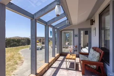 Exterior - 2025 Dubloon Ct, Bodega Bay, CA 94923 photo 5 of 11