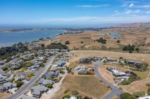 View/Area - 2025 Dubloon Ct, Bodega Bay, CA 94923 photo 4 of 8