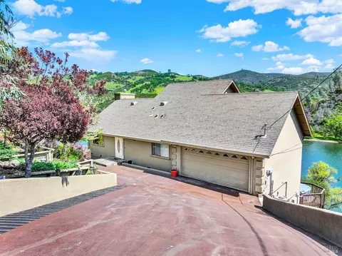 1060 Deputy Dr, Pope Valley, CA 94567