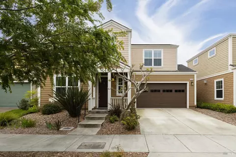 1388 Woodside Cir, Petaluma, CA 94954