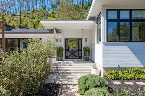 2225 Palmer Dr, Saint Helena, CA 94574