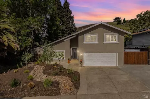 933 Rose Dr, Benicia, CA 94510