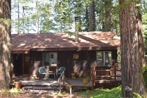 3 Mosswood Cir, Cazadero, CA 95421