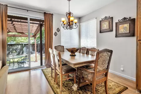 Dining - 8724 Windsor Rd, Windsor, CA 95492 photo 2 of 3