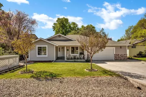 18803 Deer Hollow Rd, Hidden Valley Lake, CA 95467
