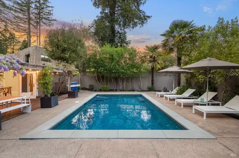 16184 Laughlin Rd, Guerneville, CA 95446