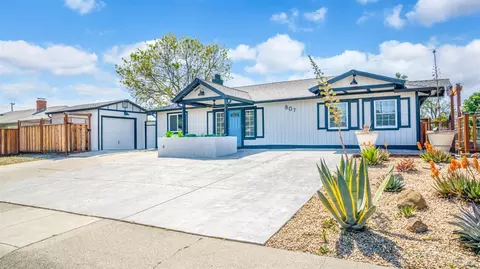 807 5th St, Fairfield, CA 94533