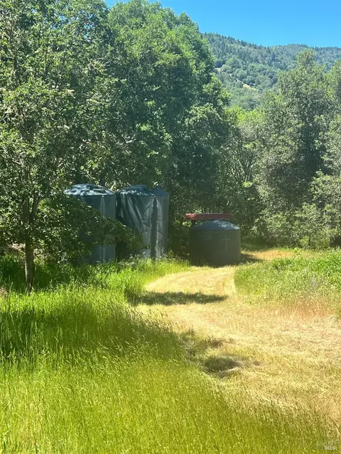40750 Covelo Rd, Willits, CA 95490 photo 11
