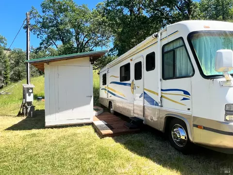 40750 Covelo Rd, Willits, CA 95490 photo 3