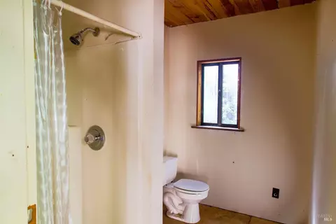 40050 Wilderness Lodge Rd, Branscomb, CA 95417 photo 8