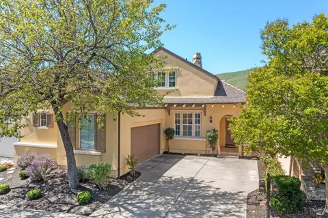 5054 Staghorn Dr, Vallejo, CA 94591 photo 2