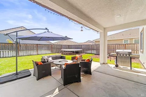 Other - 719 Blake Rd, Vacaville, CA 95687 photo 4 of 8