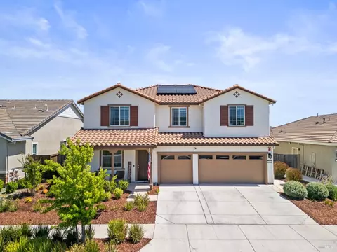 719 Blake Rd, Vacaville, CA 95687