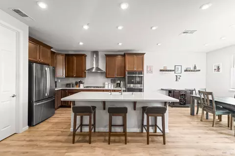 Kitchen - 719 Blake Rd, Vacaville, CA 95687 photo 2 of 6