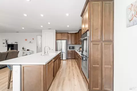 Kitchen - 719 Blake Rd, Vacaville, CA 95687 photo 5 of 6