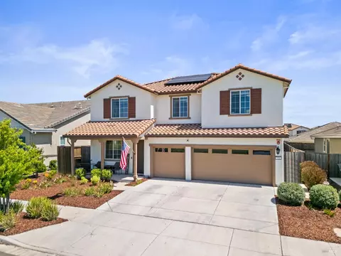 Exterior - 719 Blake Rd, Vacaville, CA 95687 photo 6 of 8