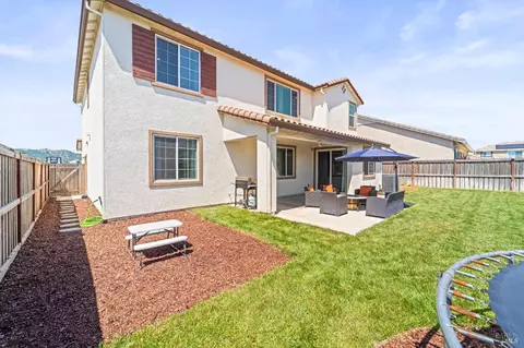 Exterior - 719 Blake Rd, Vacaville, CA 95687 photo 3 of 8