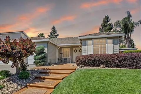 2520 Duncan St, Dixon, CA 95620