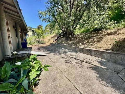 Exterior - 20 Buckelew St, Sausalito, CA 94965 photo 2 of 8