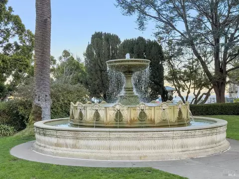 397 Headlands Ct, Sausalito, CA 94965 photo 52