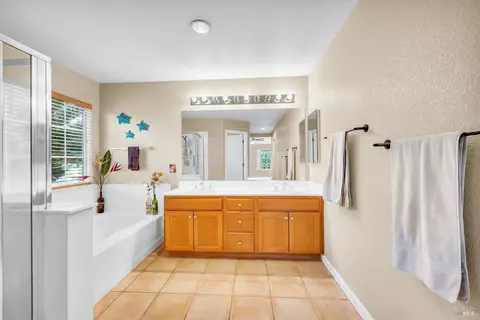 4575 Avondale Cir, Fairfield, CA 94533 photo 32