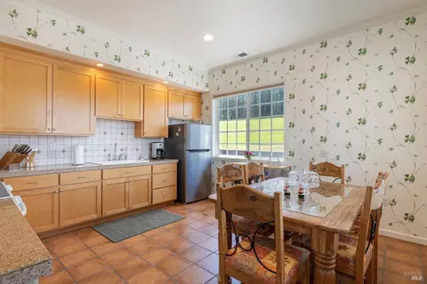 Kitchen - 3785 Roblar Rd, Petaluma, CA 94952 photo 2 of 4