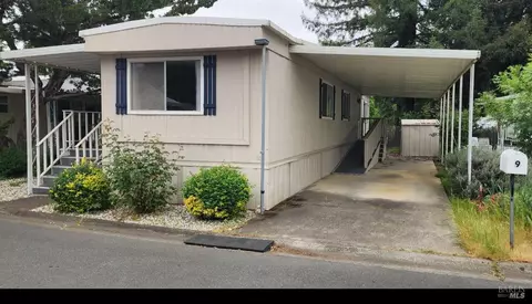 700 E Gobbi St #9, Ukiah, CA 95482