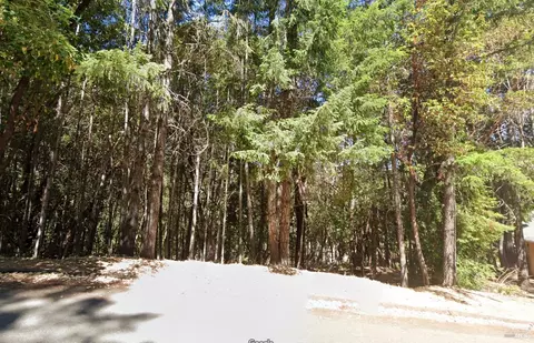 2196 Buckeye Rd, Willits, CA 90290