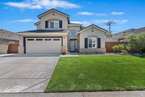 5260 Tuscany Dr, Fairfield, CA 94534