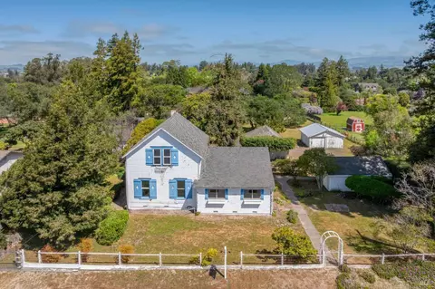 2212 Magnolia Ave, Petaluma, CA 94952