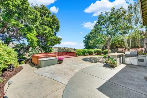 Exterior - 1163 Granada St, Vallejo, CA 94591 photo 5 of 31