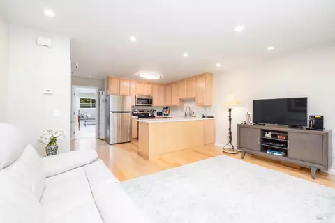720 Petaluma Blvd S #40, Petaluma, CA 94952