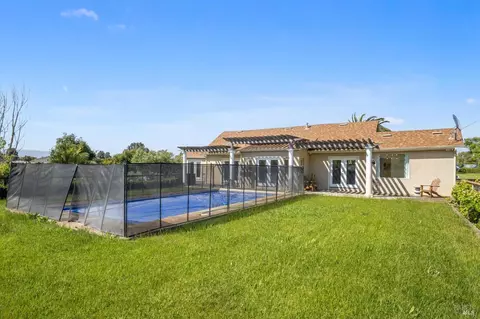 24321 Arnold Dr, Sonoma, CA 95476