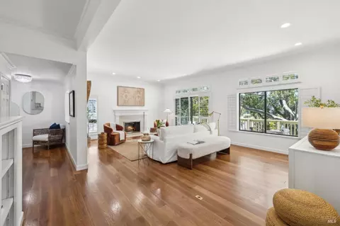 Living - 64 Eucalyptus Knoll St, Mill Valley, CA 94941 photo 2 of 5