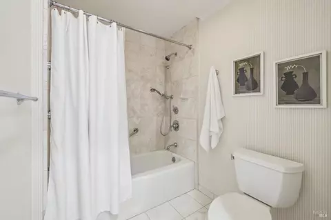 Bath - 64 Eucalyptus Knoll St, Mill Valley, CA 94941 photo 6 of 6